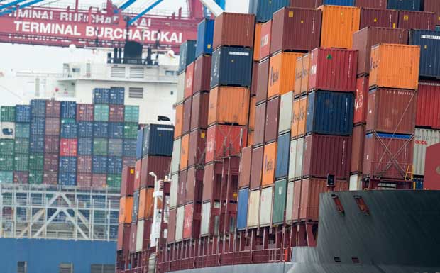 Containerumschlag im April wieder leicht gestiegen