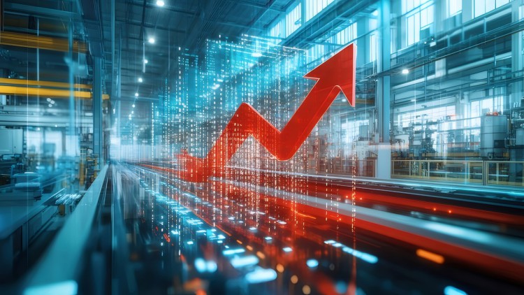 Roter Pfeil in einer Fabrik symbolisiert steigende Industrieproduktion 
