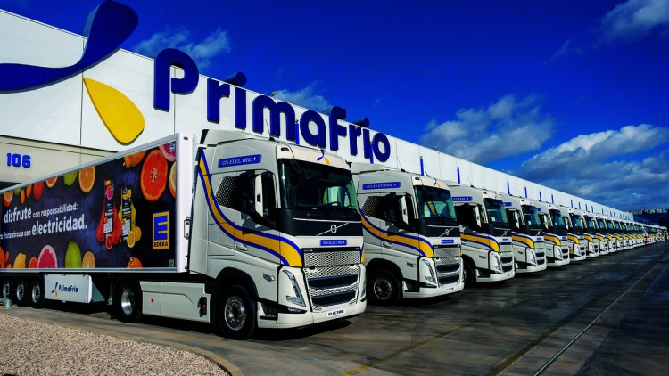 5 Volvo FH Electric nutzt Primafrio in der Belieferung von Metropolregionen 