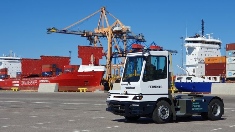 Autonomer Truck HHLA und Fernride