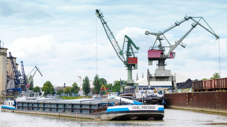 Der Bayernhafen in Regensburg