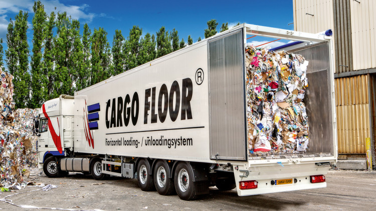 Schub an, Füße hoch Schubboden Cargo Floor