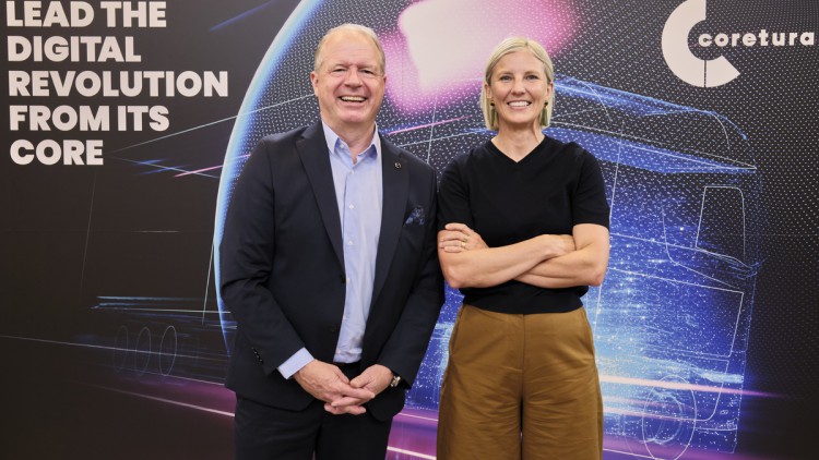 Volvo-Group-Chef Martin Lundstedt und Karin Rådström, CEO Daimler Truck von Corectura