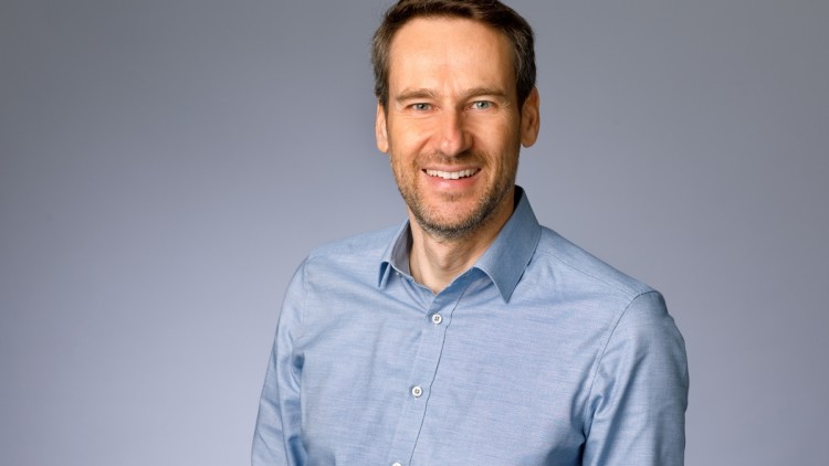 Tobias Harzer wird mit Wirkung zum 1. Februar 2026 neuer Vorstand für Automation & Warehouse Equipment bei Jungheinrich