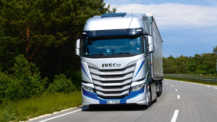 Der Iveco S-Way wird grundsätzlich mit Sonnenblende ausgeliefert.