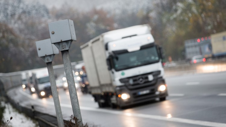 Zu Unrecht geblitzt – Stadt entschuldigt sich bei Lkw-Fahrern