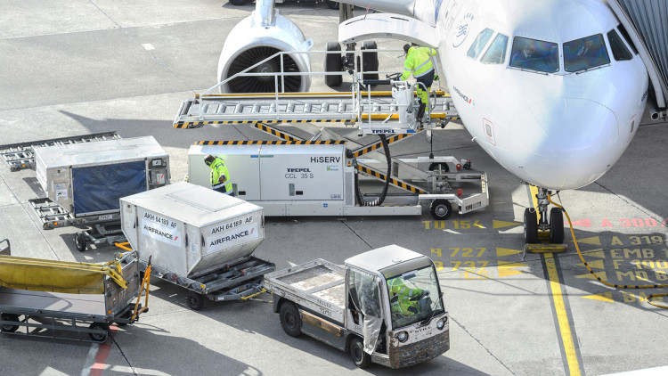 Flugzeug, Air France, Flughafen Tegel