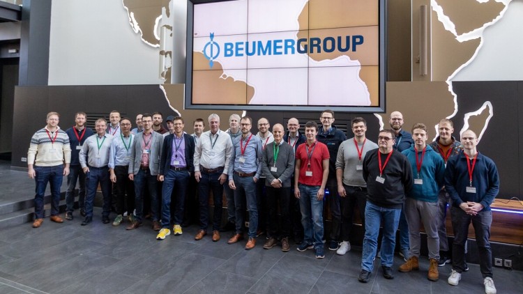 Gruppenfoto Beumer Enterprise Lab am Fraunhofer IML