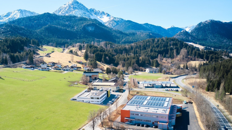 Gebrüder Weiss Logistikzentrum Reutte