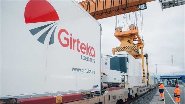 Girteka, intermodal, kombiniert, Schiene