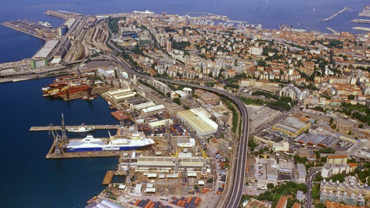 Hafen Triest