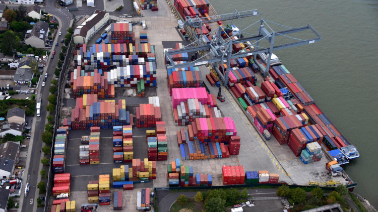 Hafen Bonn, Container, Seefracht, Umschlag