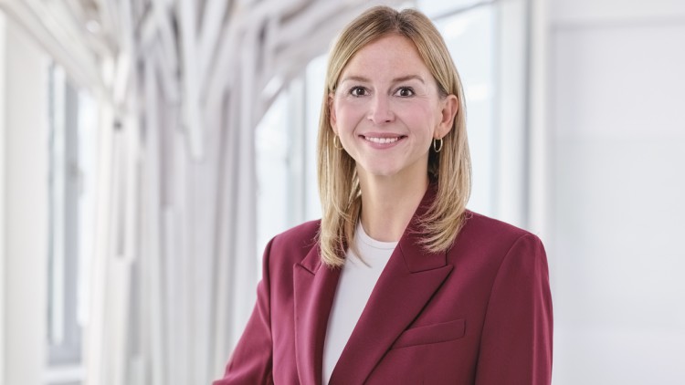 Isabel Vollers ist die neue Geschäftsleitung der Hitachi Rail in Deutschland