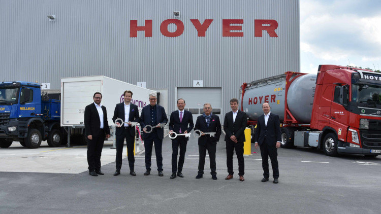 Hoyer Evonik Lager Chemielogistik Schlüsselübergabe