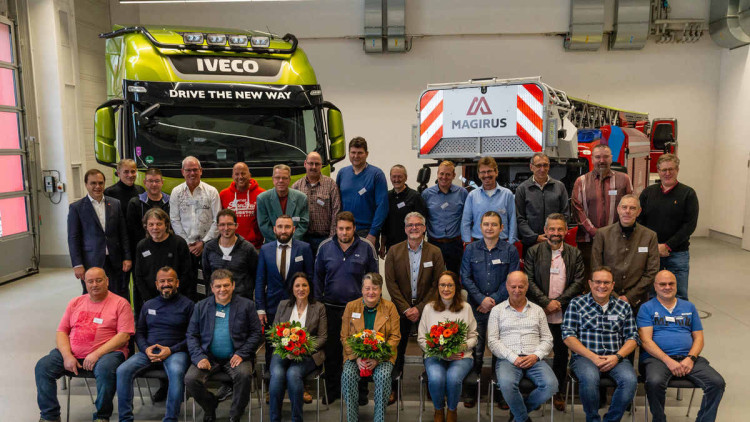 Dienstjubiläum: Iveco würdigt langjährige Mitarbeiter am Standort Ulm