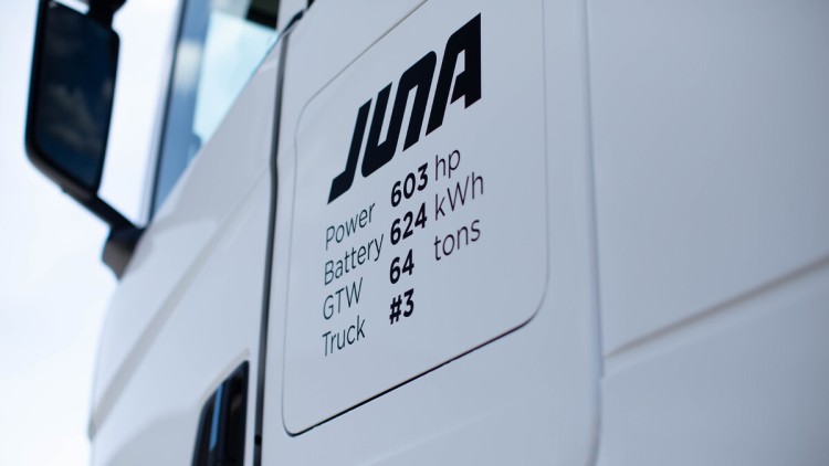 Elektrischer Schwerlastverkehr wird Alltag bei JUNA