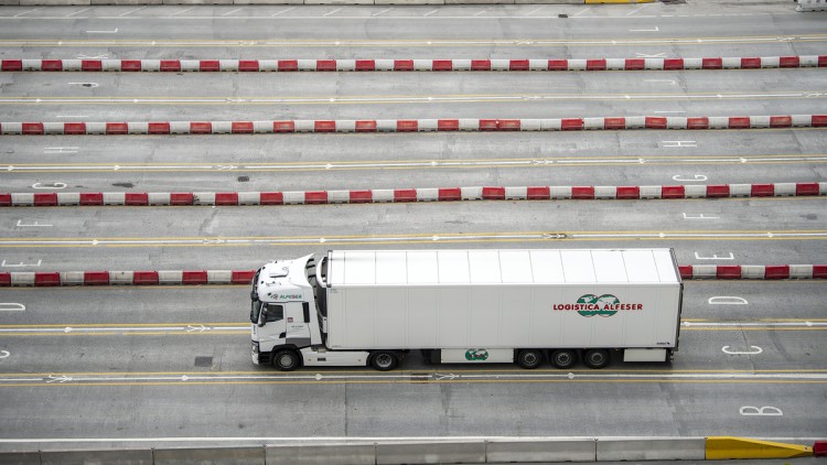 Lkw, Hafen Dover, Großbritannien