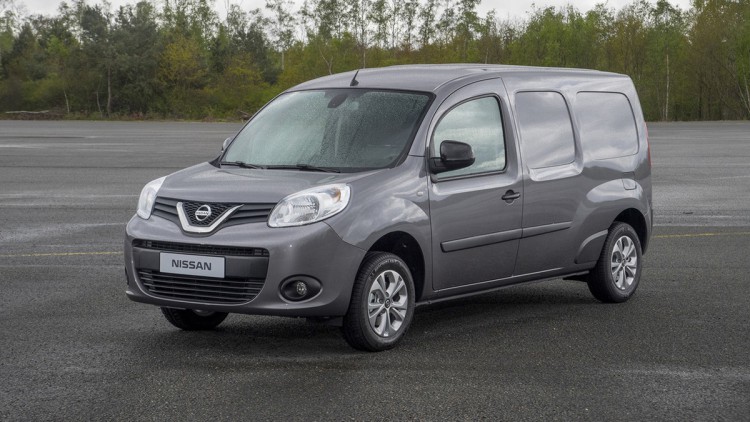 Nissan_NV250