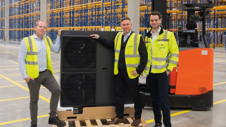 Nosta erweitert Logistik für Panasonic 