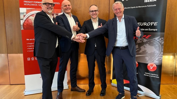 Durch die Übernahme von Pall‑Ex Iberia gewinnt Emons ein flächendeckendes Netzwerk mit zentralem Hub