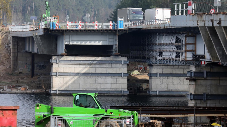 Wichtige Bauetappe an der A 19