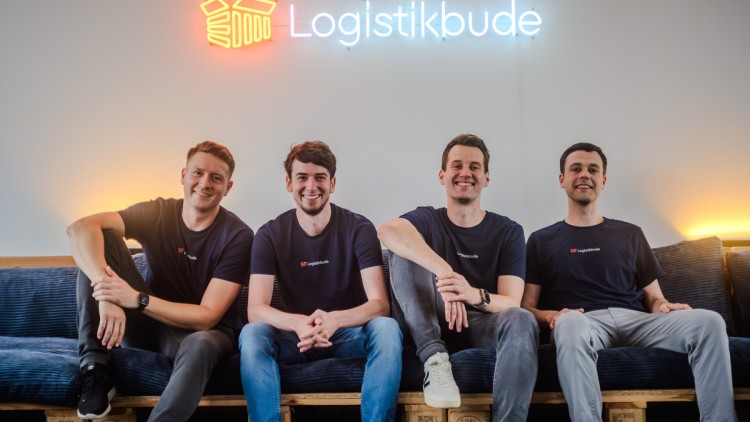 Die Logistik-Bude-Gründer Michael Koscharnyj, Patrik Elfert, Dr. Philipp Hüning und Jan Möller (v.l.) 