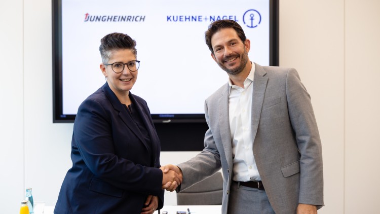 Jungheinrich liefert 5000 Flurförderzeuge an Kühne+Nagel