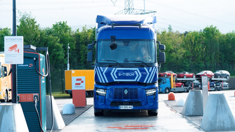 Renault Truck Charging Ladestation