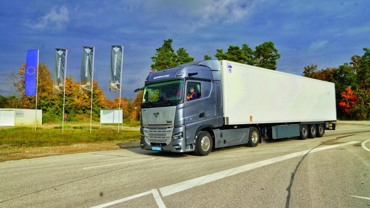 Superpanther eTopas600