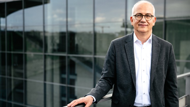 Grünen-Politiker Tarek Al-Wazir, Vorsitzender des Verkehrsausschusses im Bundestag