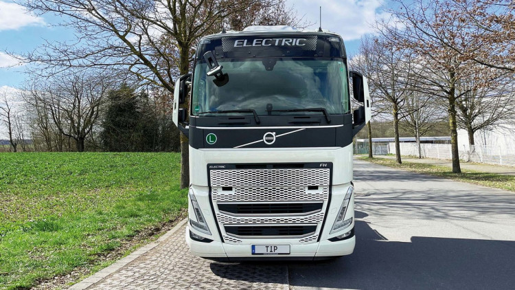 TIP Volvo Electric E-Lkw