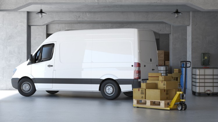  Transporter im Lager
