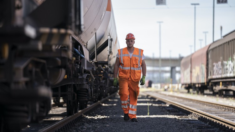 DB_Cargo_Rangierfeld_Mitarbeiter