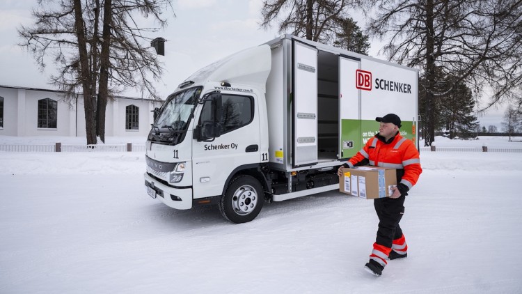 DB_Schenker_Zustellung_Winter_eCanter