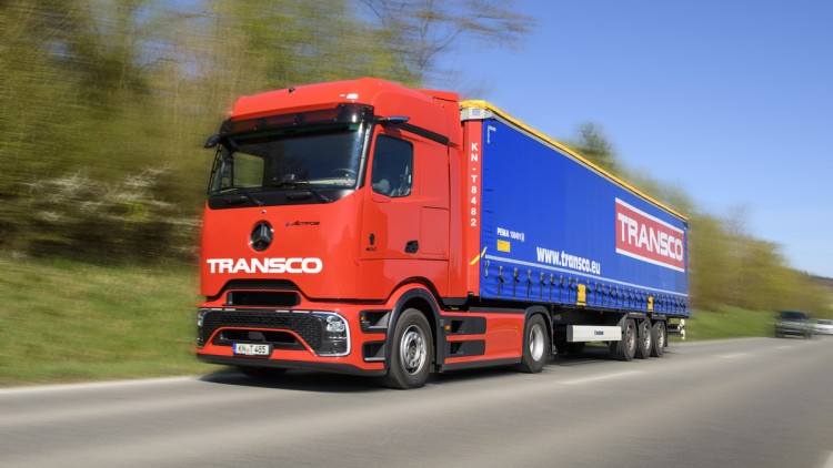 Transco_eActros_600_Strasse