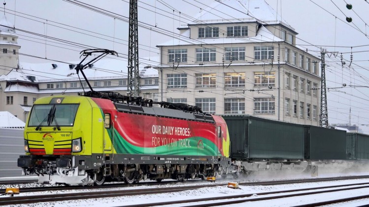 Intermodalzug_Italien_Schweden_TX Logistik