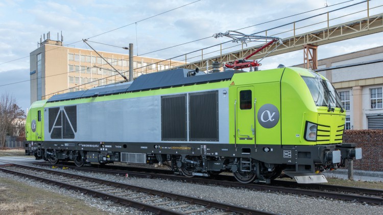 Lok_DualMode_Vectron_Alpha_Trains