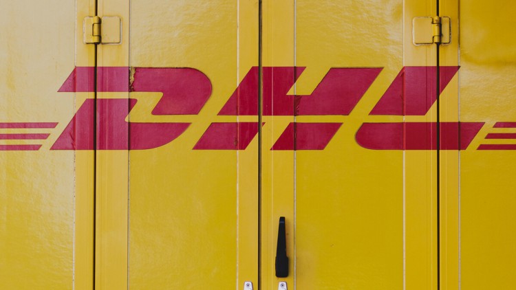 DHL Transporter 