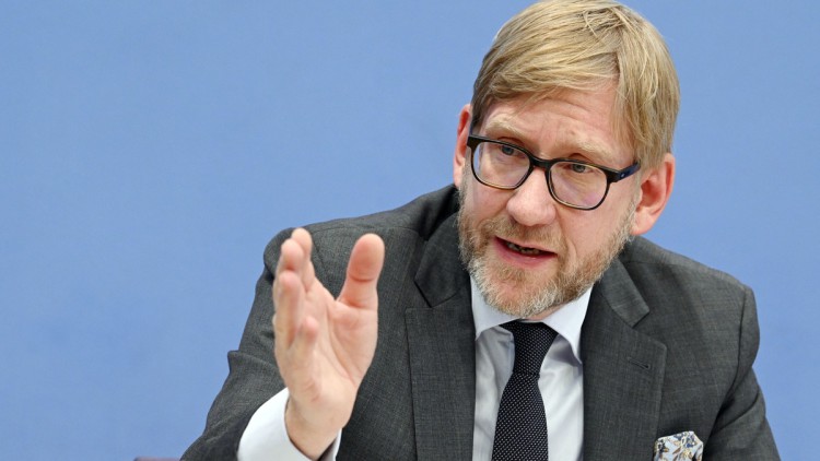 DSLV: Frank Huster vertritt Logistikbranche in Europa Bild von Frank Huster