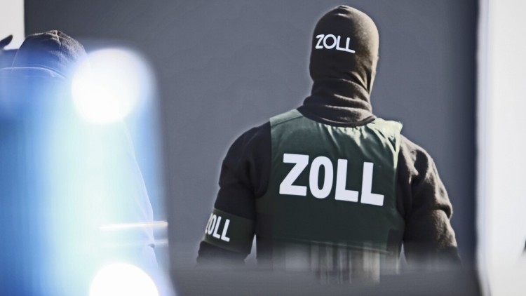 Zoll_Durchsuchung