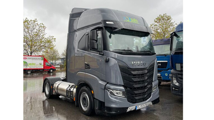 Roll-Safe Spedition Lkw