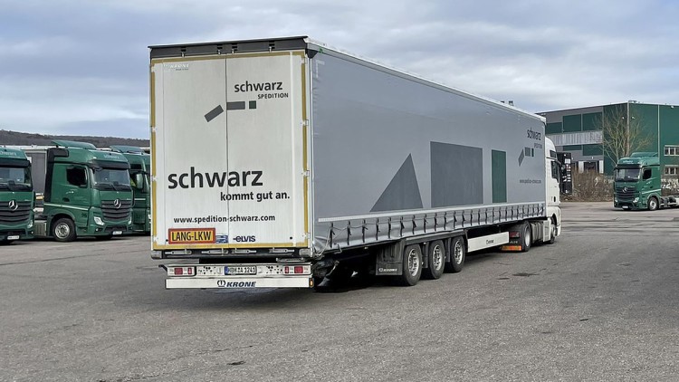 Lang-Lkw Schwarz