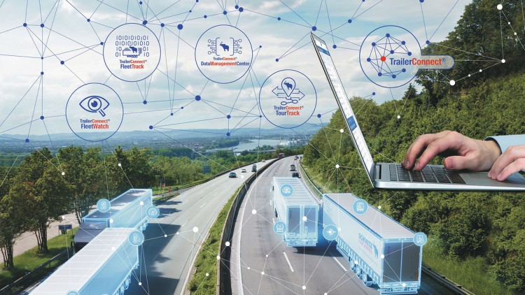 Transparente Supply Chain: Sicherer und effizienter Datenaustausch mit Schmitz Cargobull Key Visual Schmitz Cargobull Trailer Connect Portal mit Laptops, Lkws und Schnittstellen