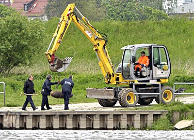 Bombe, Dresden, Elbe, Polizei, Sprengung