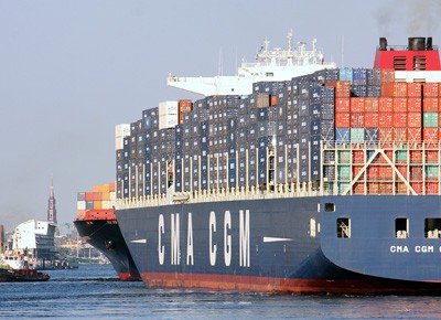 Christophe Colomb, Hamburg, Containerschiff