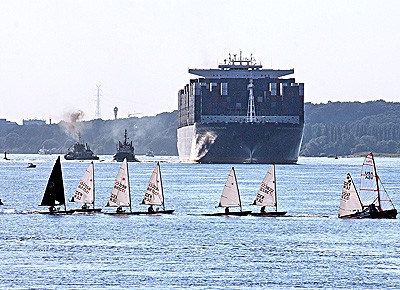 Christophe Colomb, Hamburg, Segelschiffe