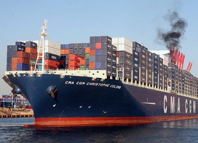 Christophe Colomb, Containerschiff, Hamburg, Rauch