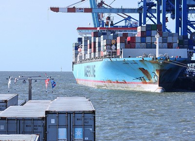 Bremerhaven, Containerumschlag 