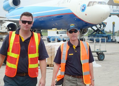 Katastrophenteam, Pakistan, DHL, Flugzeug