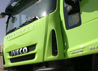 Icevo Eurocargo 80E18, zweispaltiger Grill